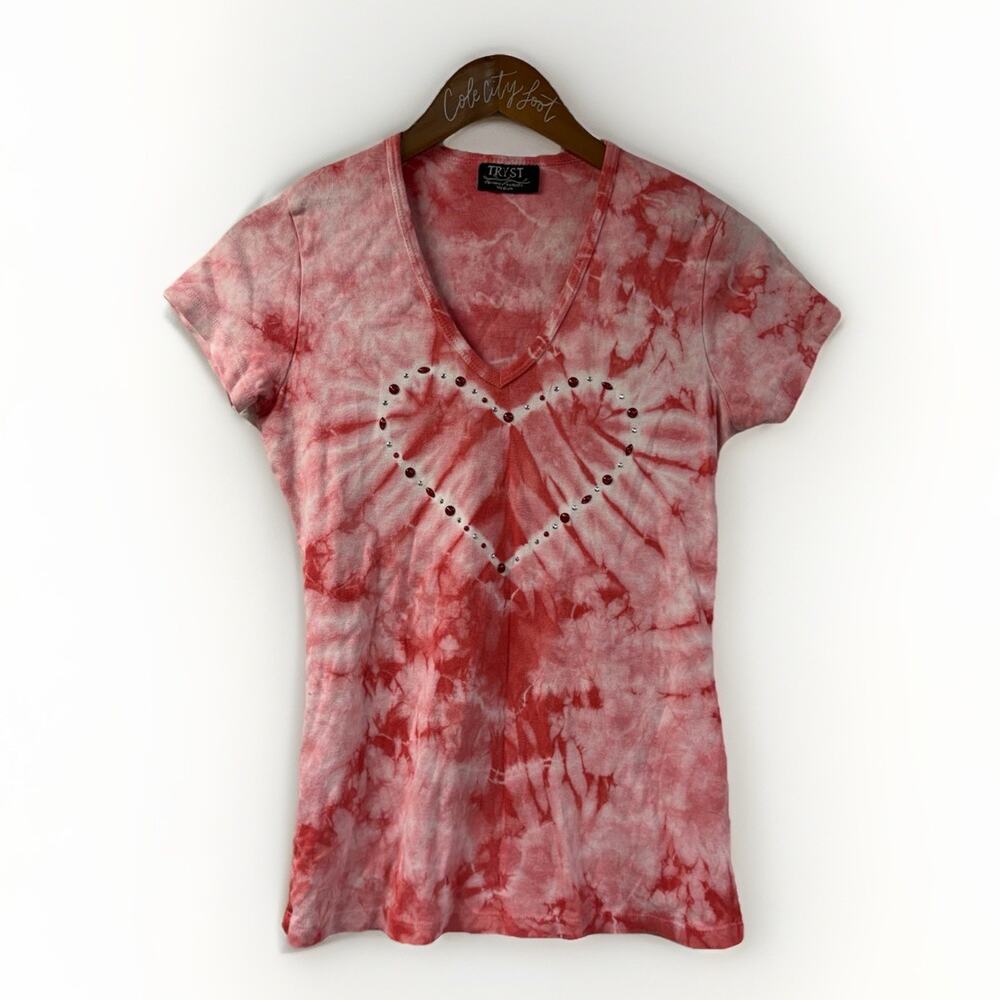 Tryst T Shirt Fitted Red Tie Dye Heart Gemstones Medium Vintage